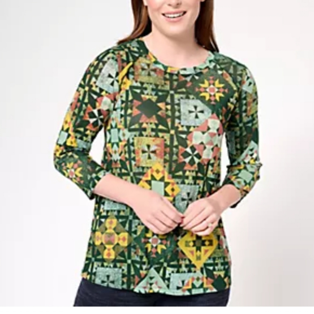 LOGO Layers Geometric Print Top